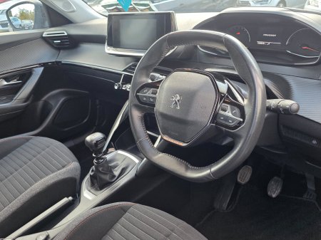 2022 Peugeot 2008 - photo 9