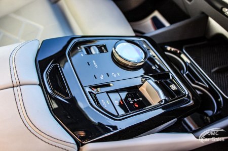 2024 BMW 3-Series - photo 19