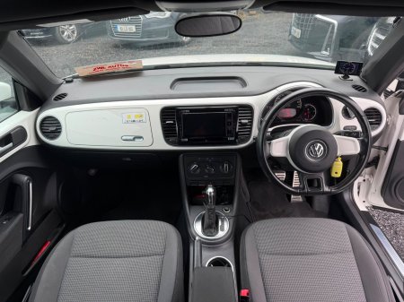 2012 Volkswagen Beetle - photo 14