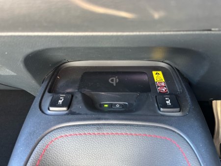2025 Toyota Corolla - photo 17