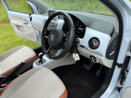 2013 Volkswagen up! - photo 29
