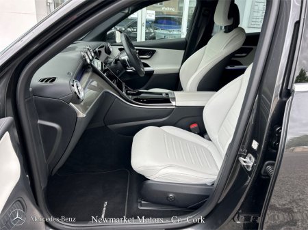 2025 Mercedes-Benz GLC - photo 23