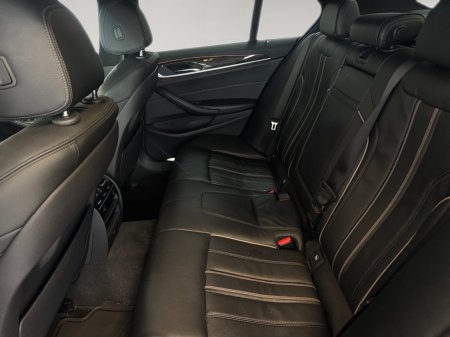 2017 BMW 5-Series - photo 16