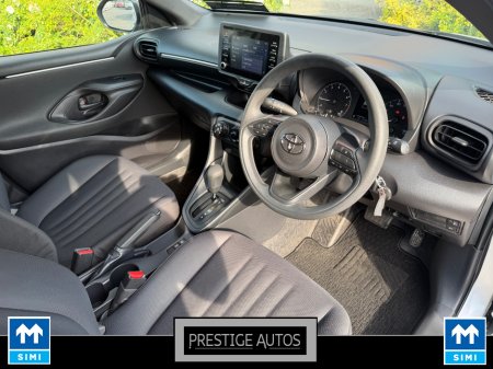 2022 Toyota Yaris - photo 13