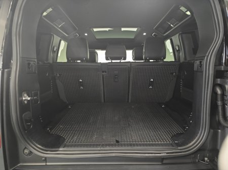 2023 Land Rover Defender - photo 10