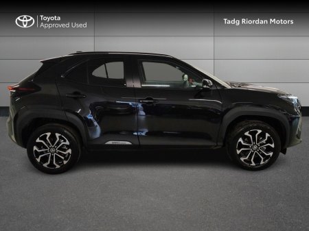 2026 Toyota Yaris Cross - photo 3
