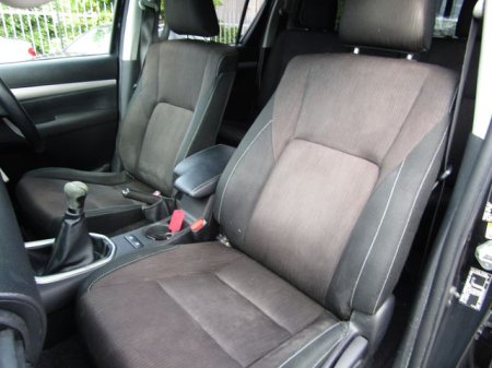 2017 Toyota Hilux - photo 20