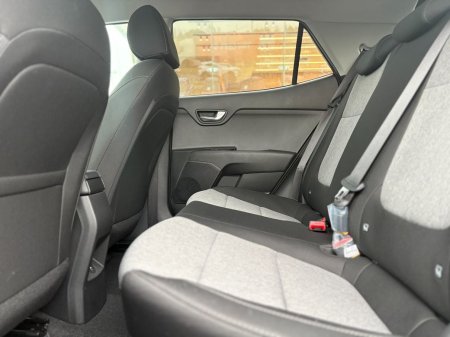 2026 Kia Stonic - photo 4