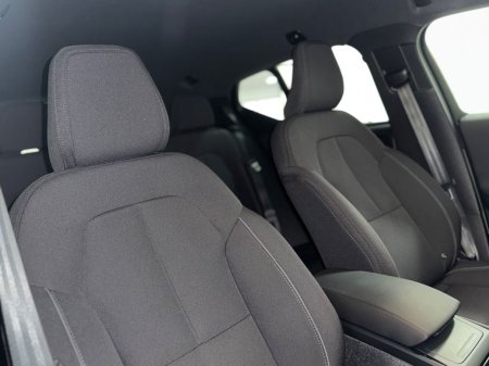 2023 Volvo XC40 - photo 7