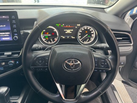 2021 Toyota Camry - photo 9