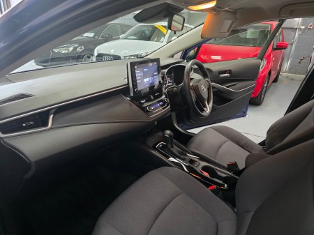 2020 Toyota Corolla - photo 16