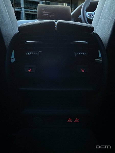 2020 BMW 5-Series - photo 27