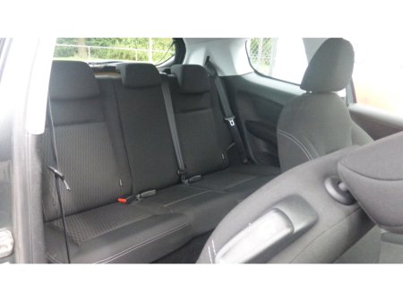 2017 Peugeot 208 - photo 11