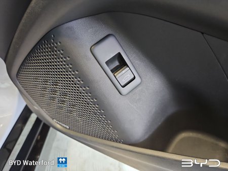 2024 BYD SEAL - photo 33