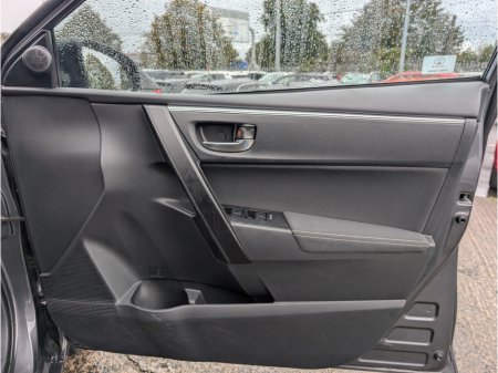 2017 Toyota Corolla - photo 11