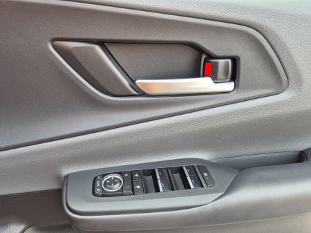 2023 Toyota Prius - photo 25