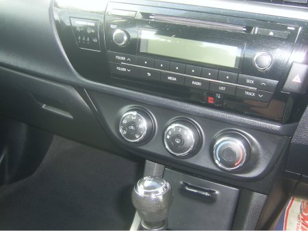2014 Toyota Corolla - photo 9