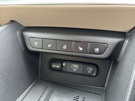 2022 Kia Sportage - photo 13