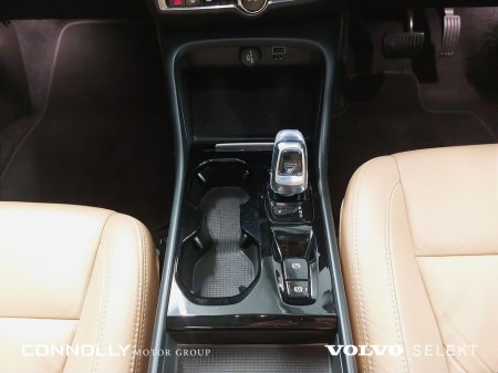 2022 Volvo XC40 - photo 20