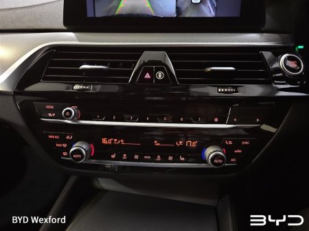 2019 BMW 5-Series - photo 12