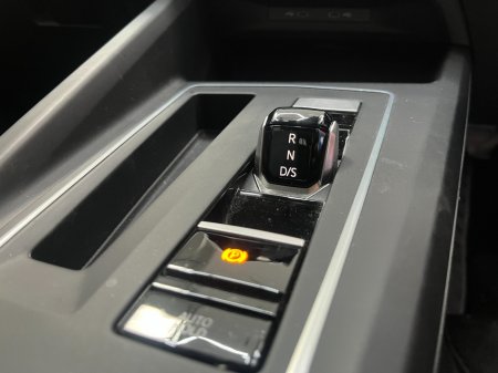 2023 Volkswagen Golf - photo 10