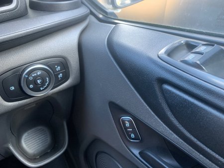 2021 Ford Transit Custom - photo 23