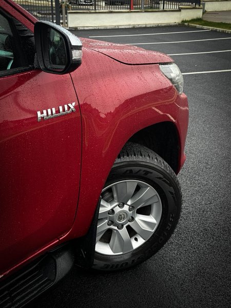 2017 Toyota Hilux - photo 3