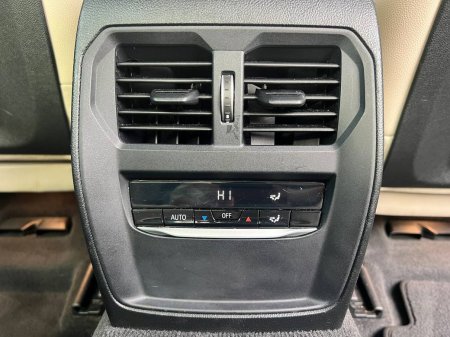 2021 BMW 3-Series - photo 14