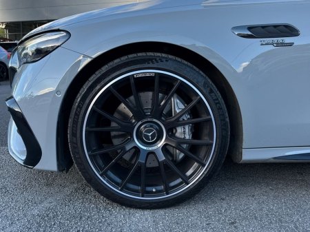 2025 Mercedes-Benz E-Class - photo 4