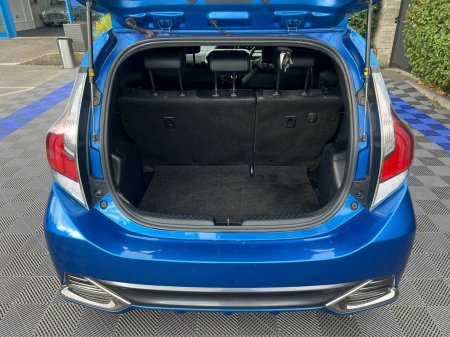 2018 Toyota Aqua - photo 13