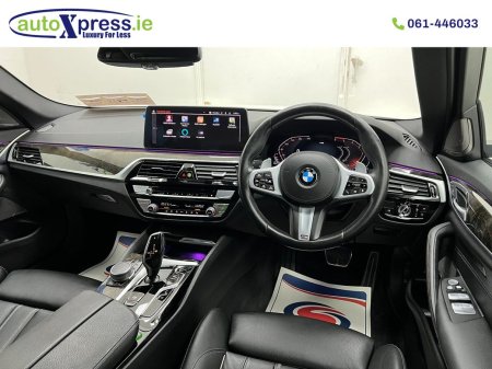 2021 BMW 5-Series - photo 10