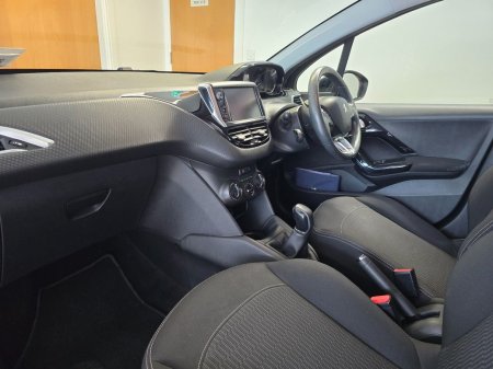 2018 Peugeot 208 - photo 8