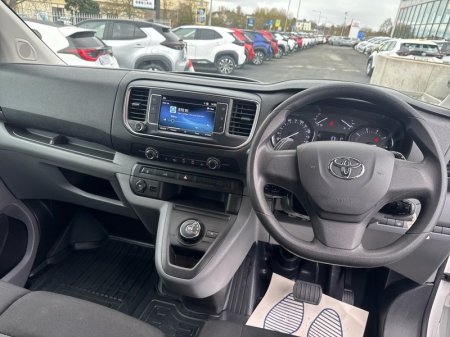 2022 Toyota Proace - photo 8