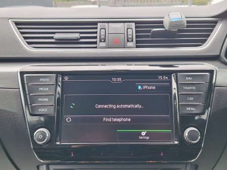 2017 Skoda Superb - photo 23