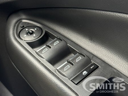 2019 Ford Kuga - photo 24