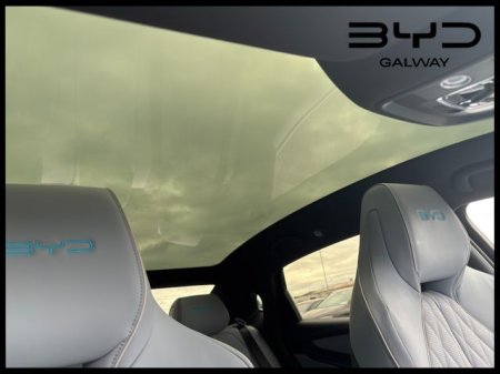 2025 BYD SEAL - photo 9