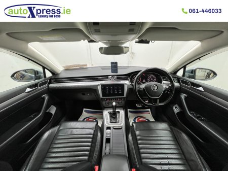 2020 Volkswagen Passat - photo 2
