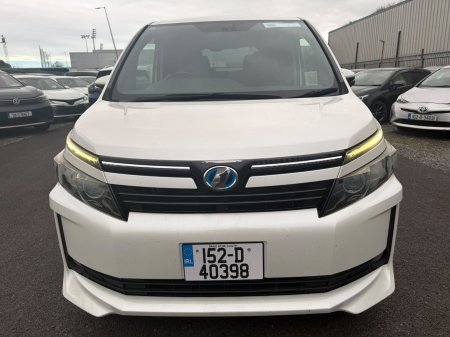 2015 Toyota Voxy - photo 9