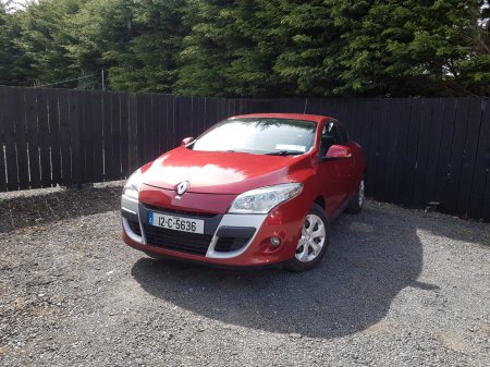 2012 Renault Megane - photo 2