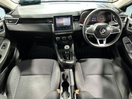 2023 Renault Clio - photo 10
