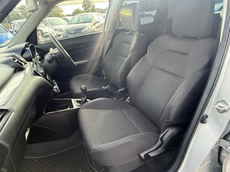 2017 Suzuki Swift - photo 14