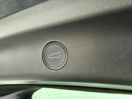 2023 Tesla Model Y - photo 27