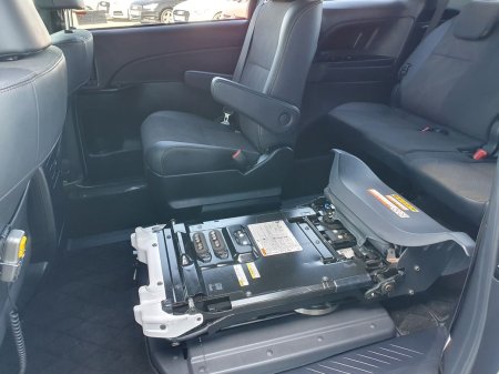 2017 Toyota Estima - photo 17