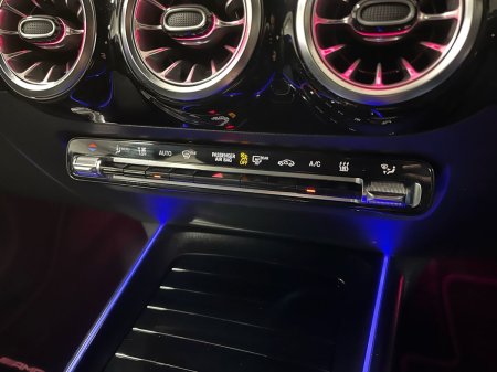 2022 Mercedes-Benz EQA - photo 16