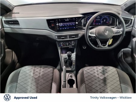 2025 Volkswagen Polo - photo 2