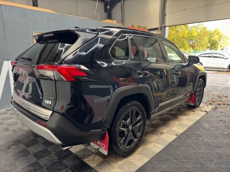2024 Toyota RAV4 - photo 3