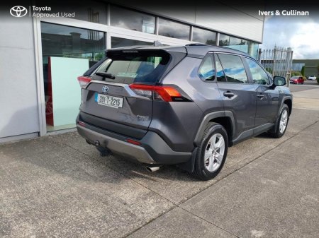 2020 Toyota RAV4 - photo 2