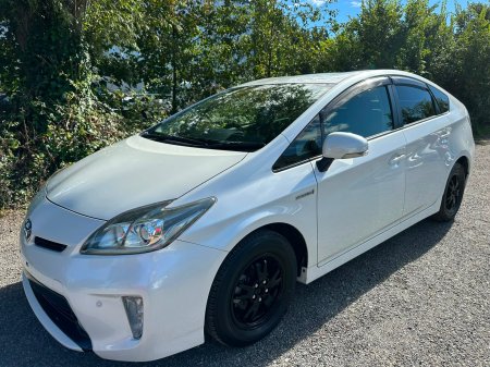 2015 Toyota Prius - photo 2