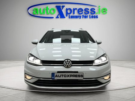 2019 Volkswagen Golf - photo 3