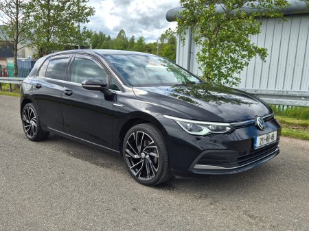 2021 Volkswagen Golf - photo 3